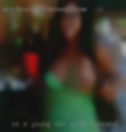 Im a young guy looking sex with husband for some fun.