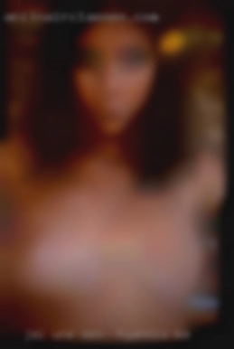 J'ai une sex in Hyannis, MA cam donc c possible de me voir.